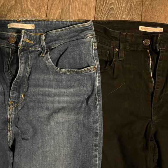 2 Levi’s  721 high rise skinny pants - Picture 3 of 3